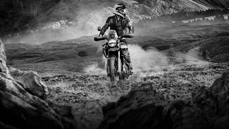 Έφτασε στην Ελλάδα η νέα Royal Enfield Himalayan Mana Black Edition Έφτασε στην Ελλάδα η νέα Royal Enfield Himalayan Mana Black Edition