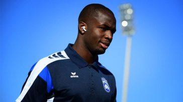 Η FIFPRO τίμησε τον Ανδρέα Τεττέη για την μάχη του ενάντια στον ρατσισμό