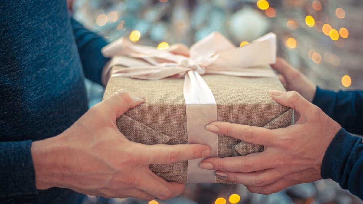Λιγότερα χρήματα για δώρα θα ξοδέψουν τα φετινά Χριστούγεννα οι Γερμανοί
