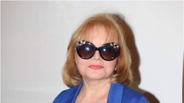 «Πίεσα το μαχαίρι και μπήκε κάτω από το νύχι»: Η Βίκυ Παγιατάκη περιγράφει λεπτομερώς τον τραυματισμό της