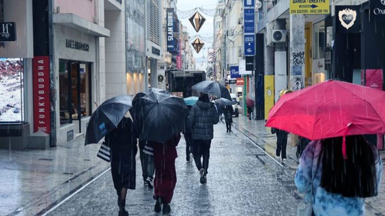 Κακοκαιρία με ισχυρές καταιγίδες στη βορειοδυτική Ελλάδα