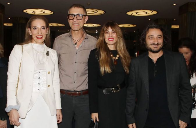 Αθηνά Μαξίμου & Αιμίλιος Χειλάκης: Η κομψή εμφάνιση στην πρεμιέρα της «Αλεξάνδρειας»