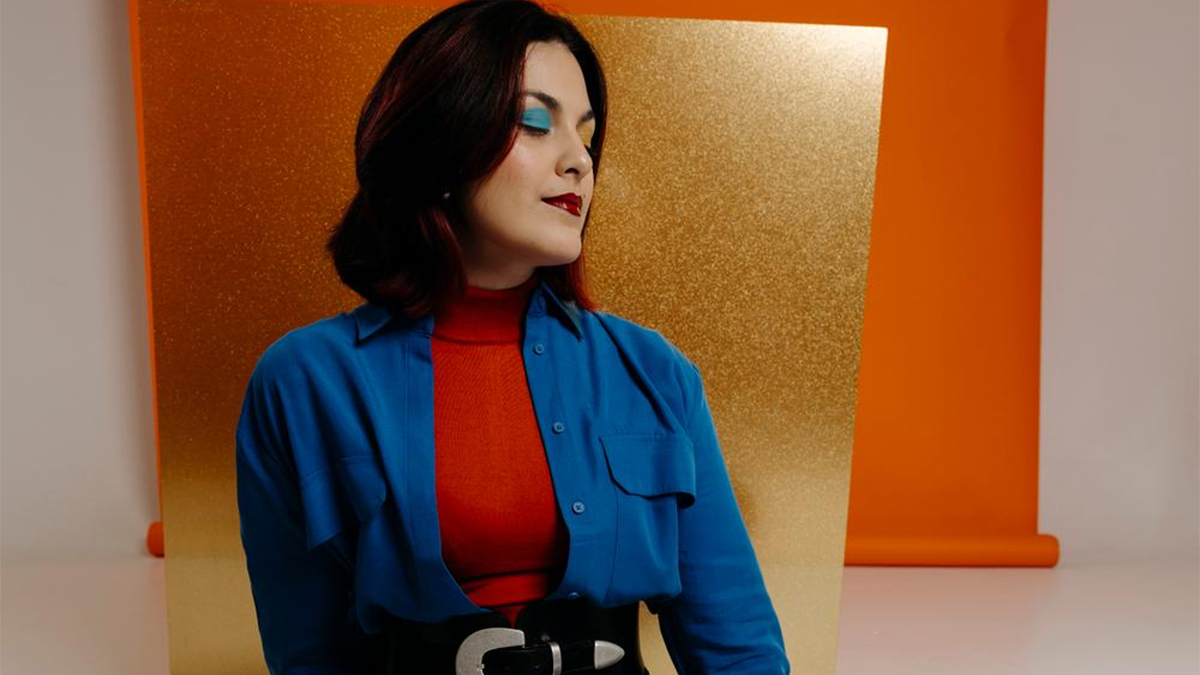 Η Πολυξένη Καράκογλου live στο Caja de Musica