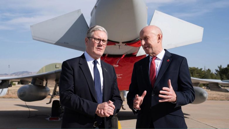 Η Βρετανία ενημερώνει ότι δεν μπορεί να υπερασπιστεί τους πολίτες της από μια εισβολή Η Βρετανία ενημερώνει ότι δεν μπορεί να υπερασπιστεί τους πολίτες της από μια εισβολή