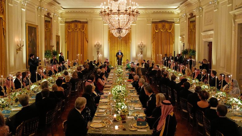 Ίλον Μασκ και Κριστιάνο Ρονάλντο στο επίσημο δείπνο του Τραμπ με τον πρίγκιπα Μοχάμεντ μπιν Σαλμάν