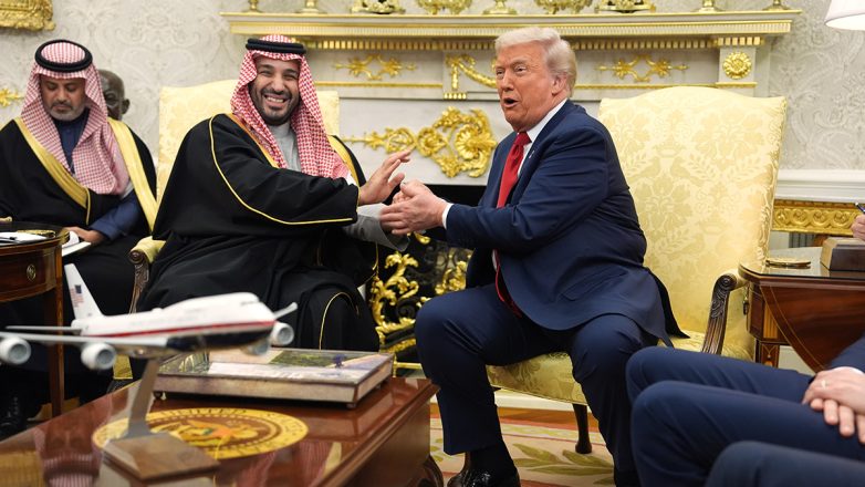 Τραμπ: Θα επέμβουμε για να τερματιστεί ο πόλεμος στο Σουδάν Τραμπ: Θα επέμβουμε για να τερματιστεί ο πόλεμος στο Σουδάν