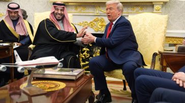 ΗΠΑ και Σαουδική Αραβία υπέγραψαν συμφωνίες για την πυρηνική ενέργεια και την πώληση F-35