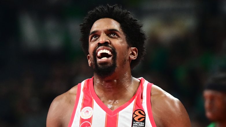 Ολυμπιακός: Χάνει το ματς με την Παρί ο ΜακΚίσικ, αμφίβολος ο Γουόρντ! Ολυμπιακός: Χάνει το ματς με την Παρί ο ΜακΚίσικ, αμφίβολος ο Γουόρντ!