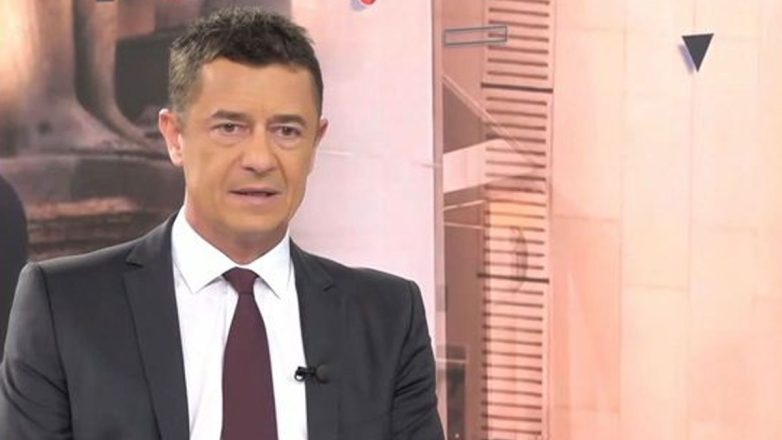 Αντώνης Σρόιτερ: «Η μαμά μου, μου κάνει bullying αν δεν σηκώνω το τηλέφωνο» Αντώνης Σρόιτερ: «Η μαμά μου, μου κάνει bullying αν δεν σηκώνω το τηλέφωνο»