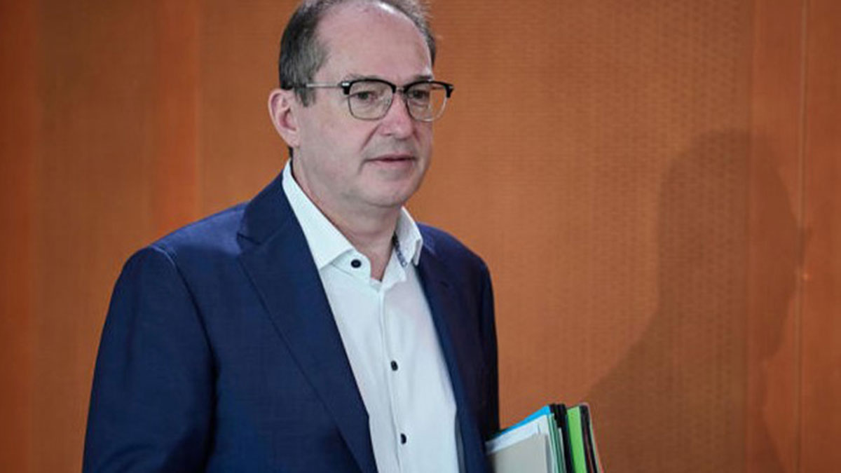 Γερμανία: Ο υπουργός Εσωτερικών υπέρ της στέρησης της υπηκοότητας υποστηρικτών της Χαμάς