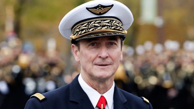 Γαλλία: Ο αρχηγός των Ενόπλων Δυνάμεων καλεί τη χώρα να ετοιμαστεί «να χάσει παιδιά» σε έναν πόλεμο με τη Ρωσία Γαλλία: Ο αρχηγός των Ενόπλων Δυνάμεων καλεί τη χώρα να ετοιμαστεί «να χάσει παιδιά» σε έναν πόλεμο με τη Ρωσία