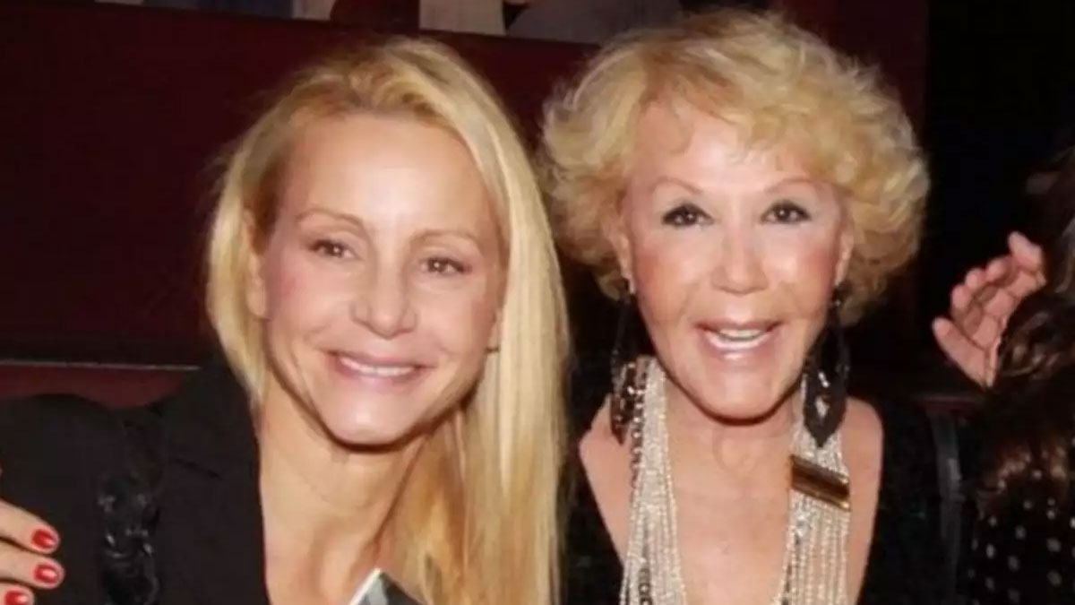 Μάρθα Κουτουμάνου: Άφαντη λίγο πριν την δημοπρασία κοσμημάτων της Ζωής Λάσκαρη – Τι έχει συμβεί