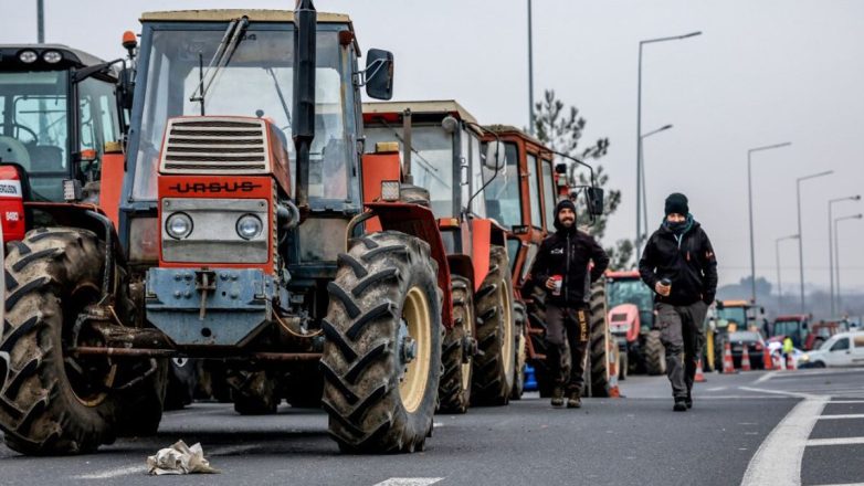 Ετοιμάζονται για μπλόκα οι αγρότες
