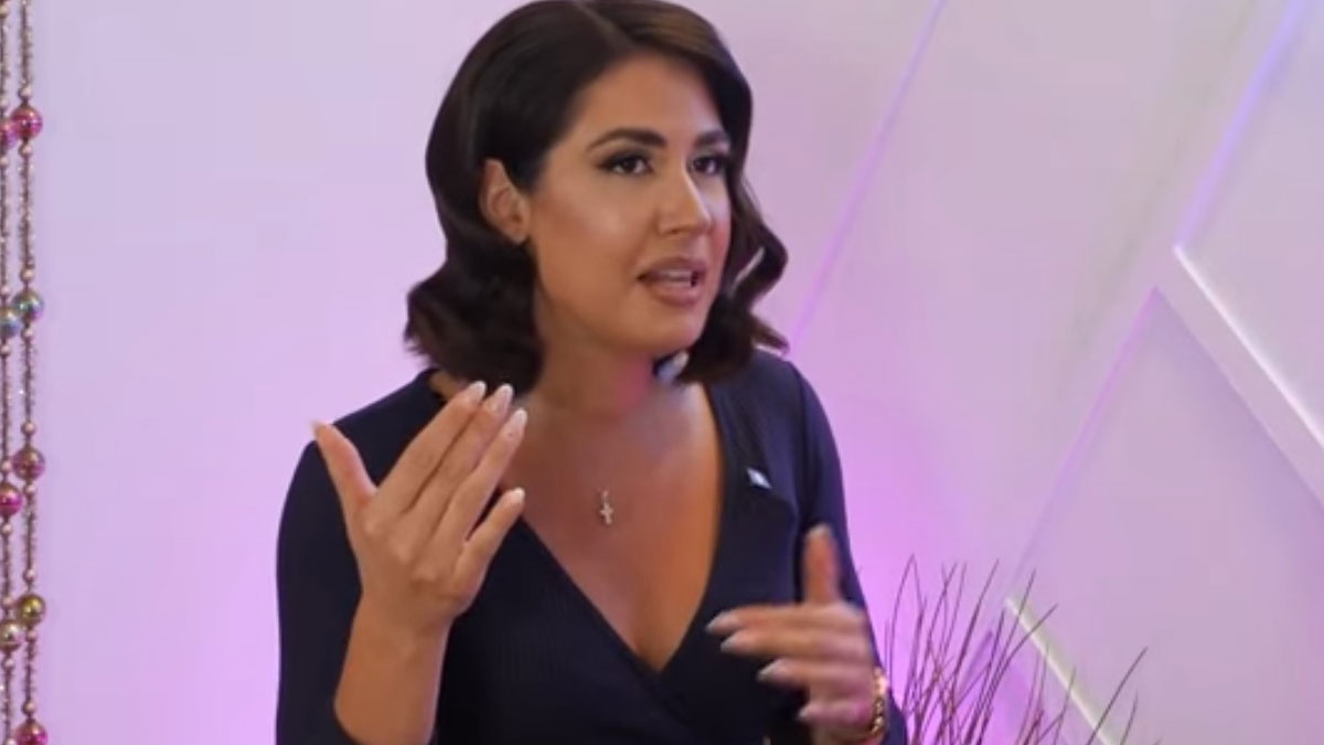 Συγκλονίζει η Έλενα Κρεμλίδου για το revenge porn: «Δεν θα με κάνετε να νιώσω άσχημα για κάτι που κάνουν όλοι»