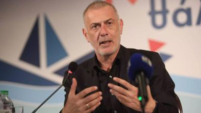 Δήμος Πειραιά: Εργαζόμενοι καταγγέλλουν τον Μώραλη Δήμος Πειραιά: Εργαζόμενοι καταγγέλλουν τον Μώραλη