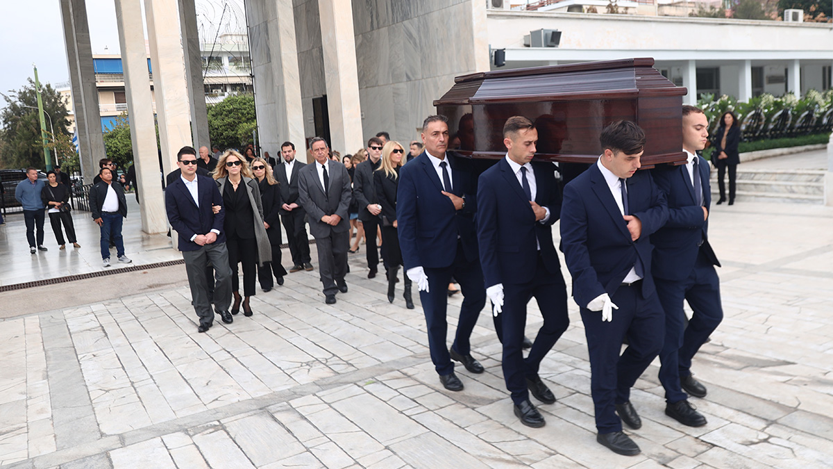 Το τελευταίο «αντίο» στον Πάνο Μαρινόπουλο