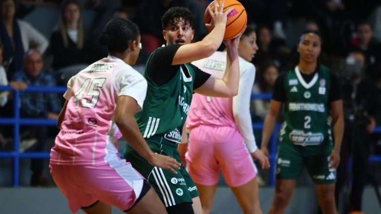 Μπάσκετ Γυναικών: Νίκες για τους «αιώνιους»