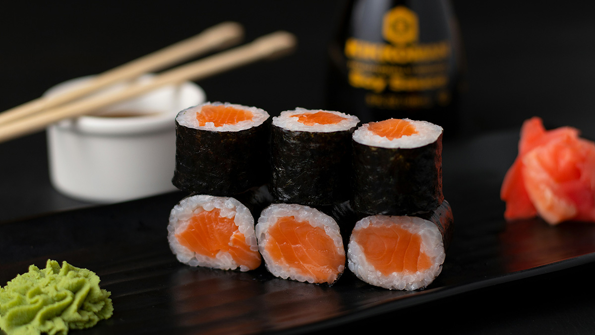 Δηλητηρίαση 22χρονου από σούσι – Εντοπίστηκε το παράσιτο «Anisakis»