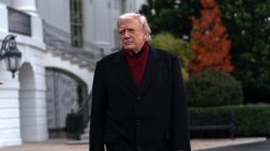 Τραμπ: «Δεν είναι αυτή η τελική μου πρόταση για την Ουκρανία»