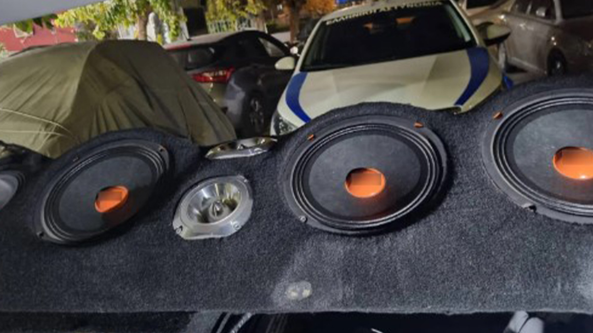 Άνω Λιόσια: Είχε τα ηχεία στη διαπασών και τον συνέλαβαν