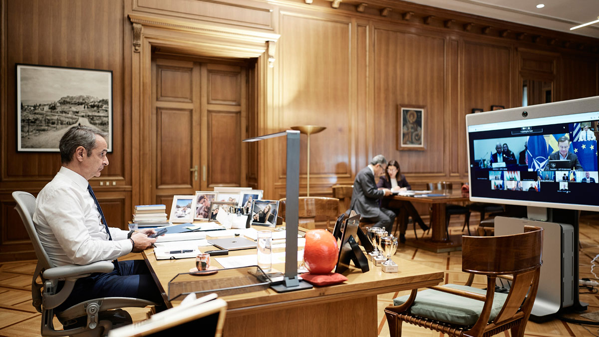 Ο Μητσοτάκης συμμετείχε στην τηλεδιάσκεψη της ΕΕ για την Ουκρανία