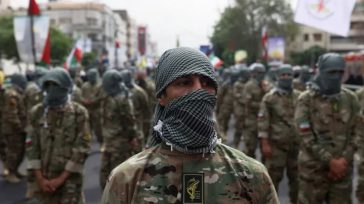 Ιράν: Οι Φρουροί της Επανάστασης ζητούν «εκδίκηση» για τη δολοφονία του στρατιωτικού ηγέτη της Χεζμπολάχ