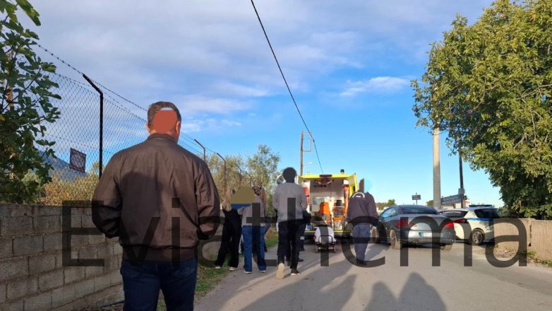 Χαλκίδα: Μητέρα παρασύρθηκε από ΙΧ ενώ πήγαινε το παιδί της στο σχολείο