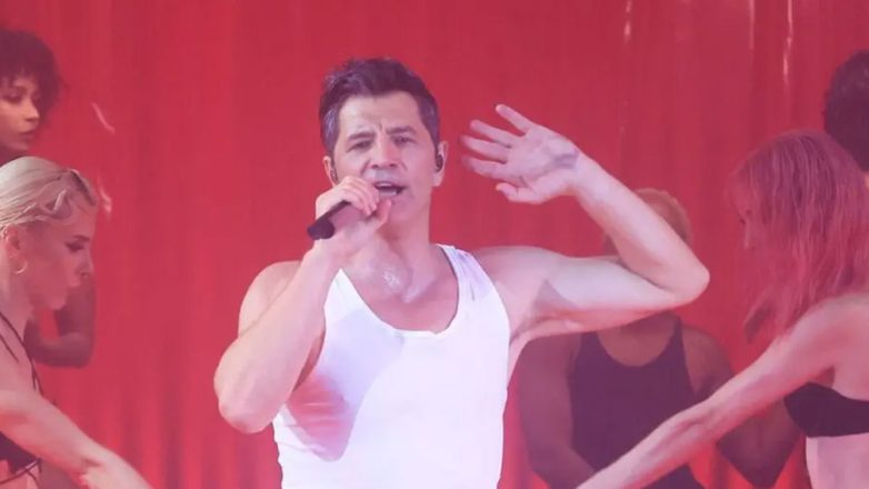 Σάκης Ρουβάς: Θα εμφανιστεί στα MadWalk μετά το σοκαριστικό ατύχημα; Σάκης Ρουβάς: Θα εμφανιστεί στα MadWalk μετά το σοκαριστικό ατύχημα;