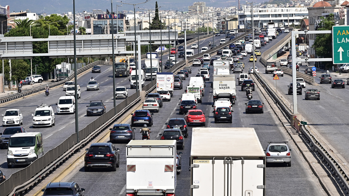 Έντονη η κίνηση  σε Κηφισό και Αττική Οδό