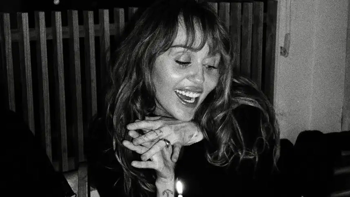 Miley Cyrus: Το μήνυμα των 33 χρόνων – Περισσότερα γέλια και χαρά