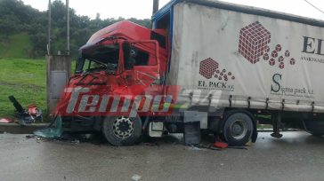 Συγκρούστηκαν 2 νταλίκες στην Πατρών – Πύργου