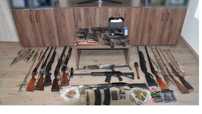 Συνελήφθη καλόγερος για όπλα στην Κρήτη Συνελήφθη καλόγερος για όπλα στην Κρήτη