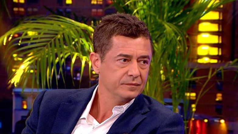 «Είμαστε 14 χρόνια μαζί» – Ο Αντώνης Σρόιτερ αποκαλύπτει τον ρόλο της συζύγου του, Ιωάννας Μπούκη στην επιτυχημένη του πορεία «Είμαστε 14 χρόνια μαζί» – Ο Αντώνης Σρόιτερ αποκαλύπτει τον ρόλο της συζύγου του, Ιωάννας Μπούκη στην επιτυχημένη του πορεία