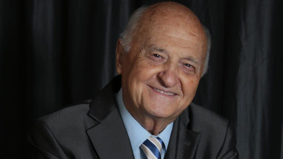 Ο Νίκος Χαρδαλιάς είπε το τελευταίο αντίο στον πατέρα του