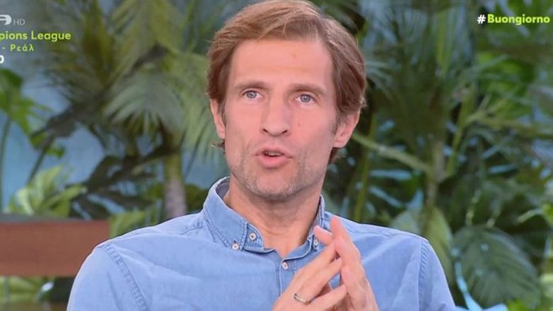 Μάξιμος Μουμούρης: Αποκαλύπτει για την απώλεια της μητέρας του και τη σχέση του με τη σύζυγό του