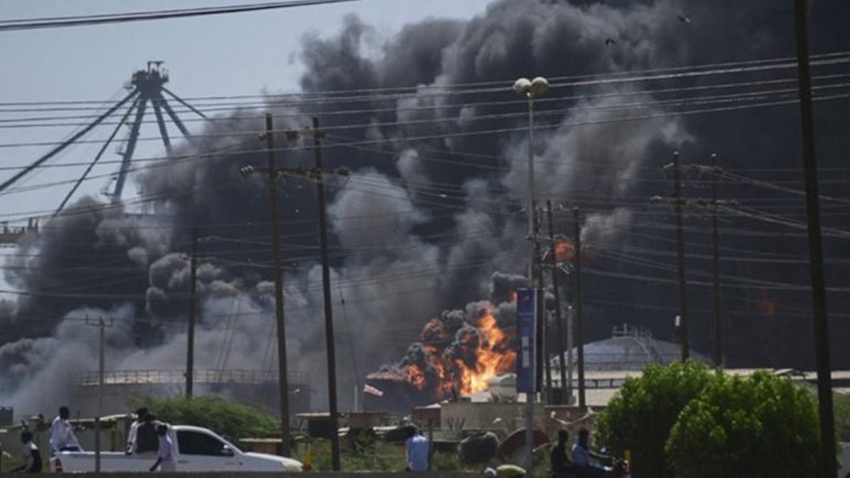 Σουδάν: Νέες μάχες παρά την προτροπή των ΗΠΑ να κηρυχτεί κατάπαυση του πυρός