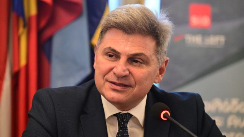 Φαραντούρης προς Κομισιόν: Προστατεύστε τους χριστιανούς σε Μ. Ανατολή και Νιγηρία