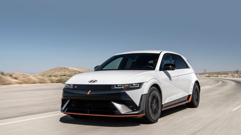 Porsche: “Το Hyundai Ioniq 5 N μάς άνοιξε τα μάτια – Είναι εκπληκτικό” Porsche: “Το Hyundai Ioniq 5 N μάς άνοιξε τα μάτια – Είναι εκπληκτικό”