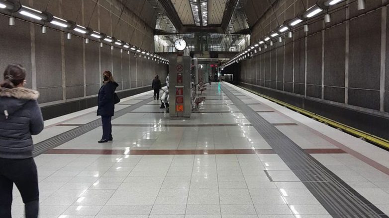 Στάση εργασίας σε μετρό, ηλεκτρικό και τραμ