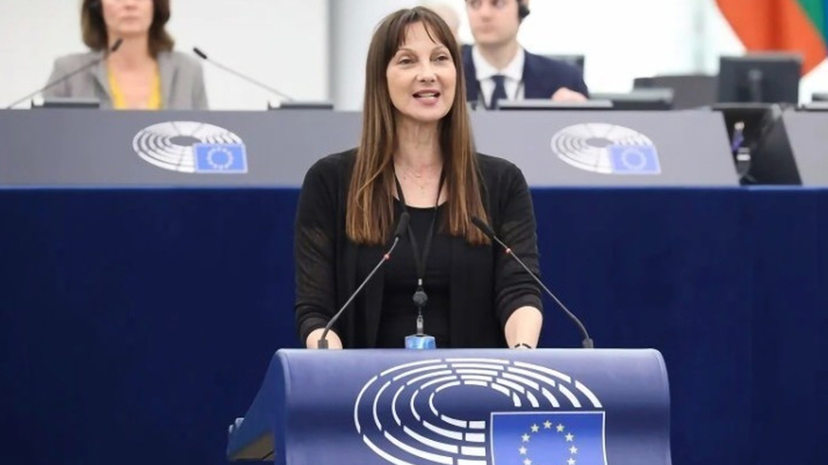 Οκτώ μέτρα στήριξης των ατόμων με αναπηρία πρότεινε η Έλενα Κουντουρά