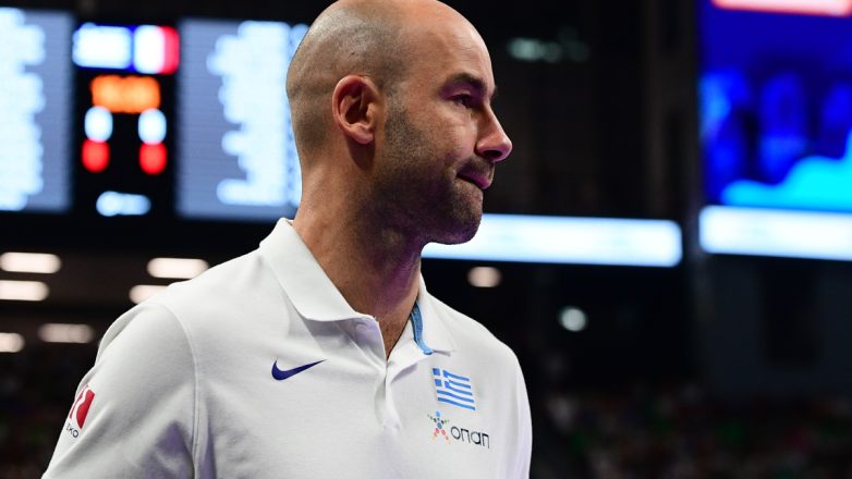 Σπανούλης: «Η πόρτα είναι ανοικτή για όλους – Ο Ρογκαβόπουλος είναι κεφάλαιο για το ελληνικό μπάσκετ»