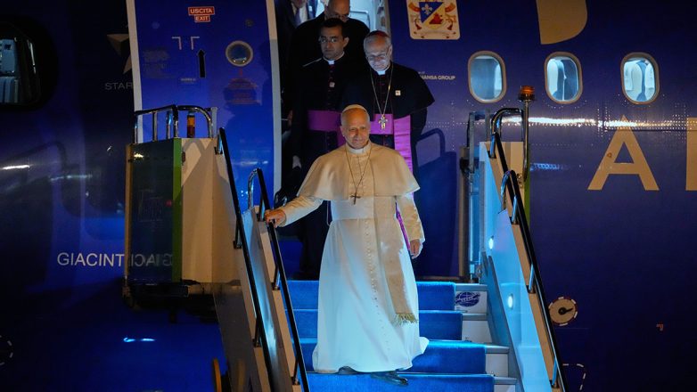 Στην Κωνσταντινούπολη ο Πάπας Λέων Στην Κωνσταντινούπολη ο Πάπας Λέων