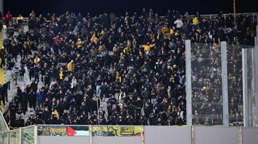 Συμπλοκές και αποκλεισμός 800 οπαδών της ΑΕΚ από την ιταλική αστυνομία έξω από τo «Aρτέμιο Φράνκι»