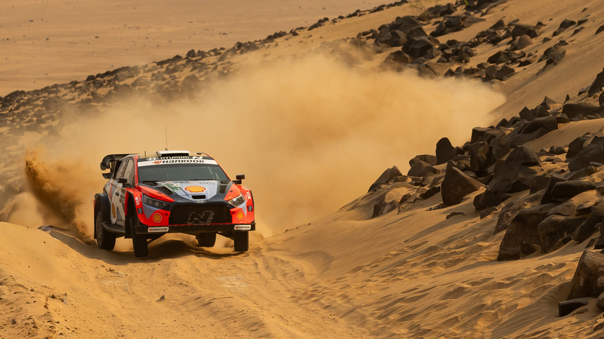 WRC: Οι Γάλλοι Fourmaux-Coria έπεσαν στην 4η θέση στο ράλι Σαουδικής Αραβίας– Ο Ogier έτοιμος για τον 9ο παγκόσμιο τίτλο στο WRC