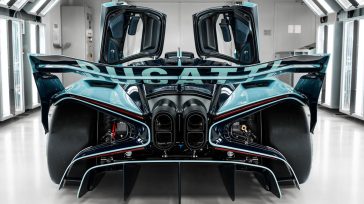 Κατασκευάστηκε η τελευταία Bugatti Bolide των 1.600 ίππων – Ολοκληρώθηκε ένα σημαντικό κεφάλαιο για τη μάρκα 