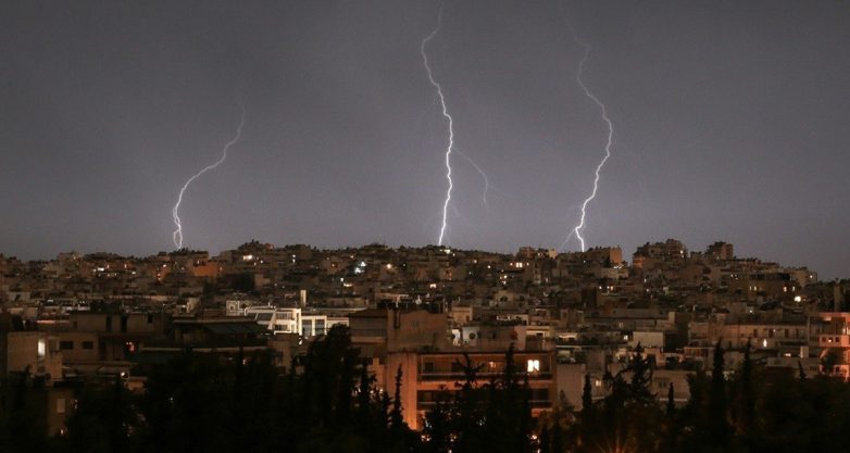 Κακοκαιρία Adel: Πώς «πνίγηκε» με 40 mm βροχής η Αθήνα