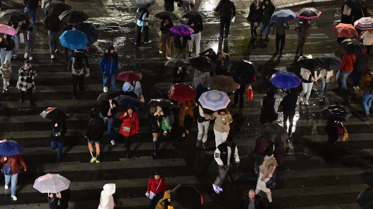Προβλήματα από την ισχυρή καταιγίδα στην Αττική