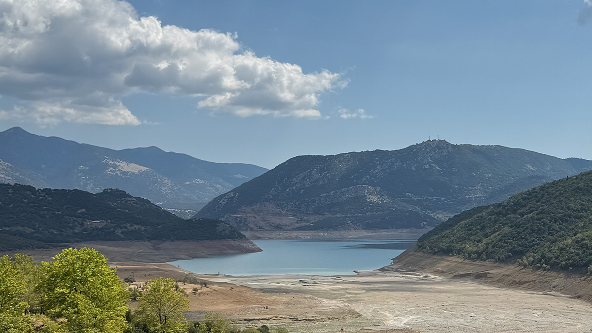 Λειψυδρία: Τρομάζουν οι μικρές ποσότητες νερού που έχουν οι ταμιευτήρες
