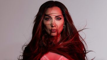 Δέσποινα Βανδή – «Καλά να περνάτε»: Το πολυαναμενόμενο νέο της hit κυκλοφορεί!