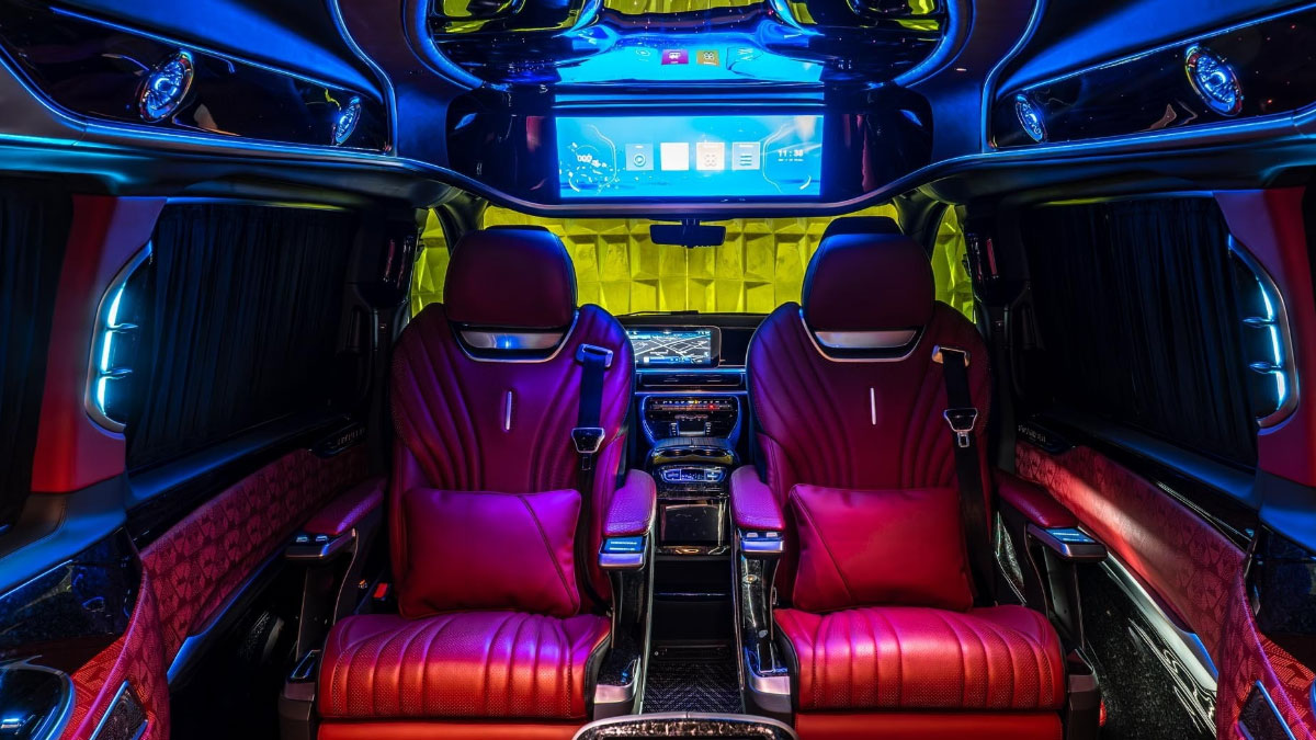 Αυτή η τροποποιημένη Mercedes V-Class, έχει απίστευτη τιμή γιατί έχει και απίστευτο εσωτερικό